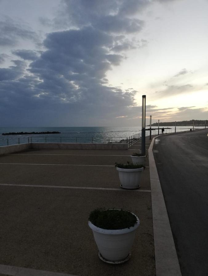 Willa Veranda Sul Mare - Casa Vacanze Fronte Mare Sciacca Zewnętrze zdjęcie